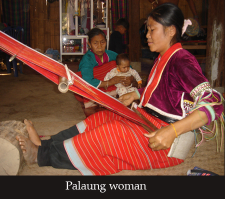 two Black Lisu singers
